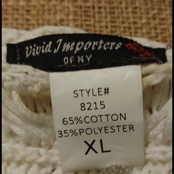 Poncho - Picture 3 of 3